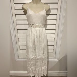 White maxi dress